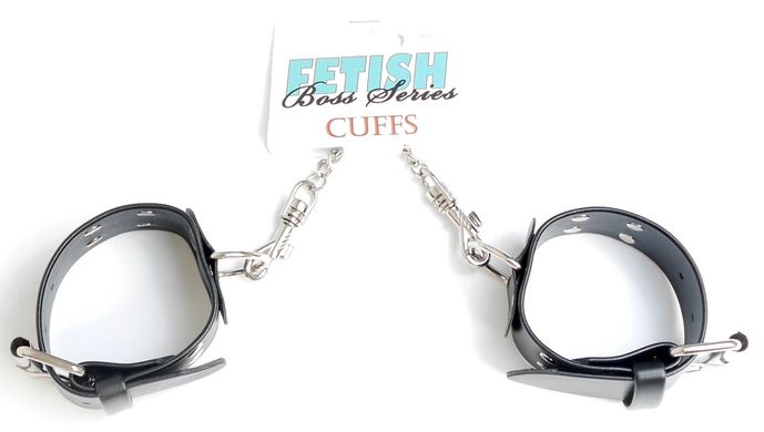 Наручники из искуственной кожи Fetish Boss Series - Handcuffs with studs, BS3300092